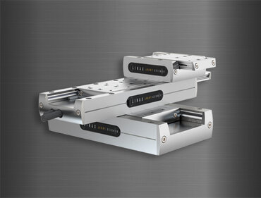 Ultra-compact linear axis with linear motor
